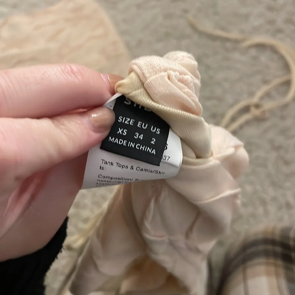 Two piece set - Picture 4 of 4